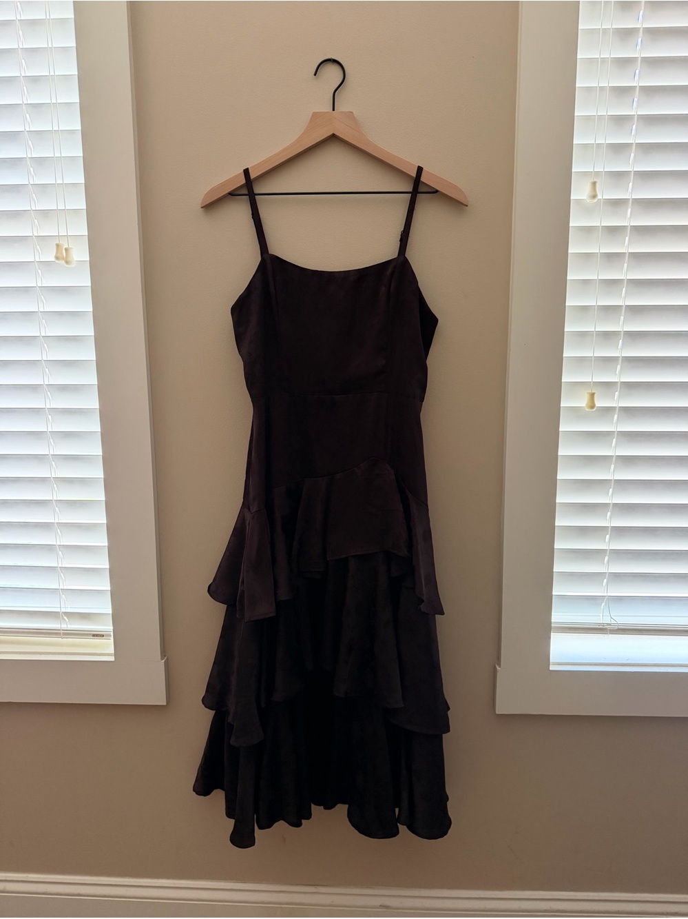 Francesca’s Chocolate Brown Tiered Ruffle Slip Dress sz M